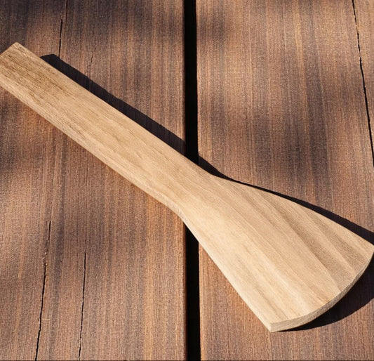 BEAVERCRAFT® Evrópskur hnotuviðar kubbur - B11