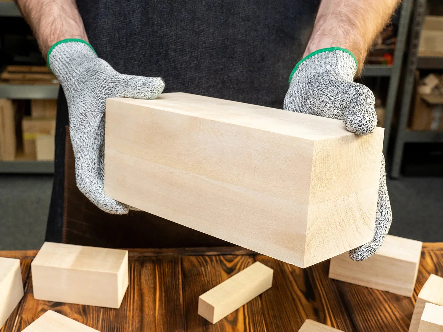 BEAVERCRAFT® BW1 Large – Stór útskurðarviður úr Basswood