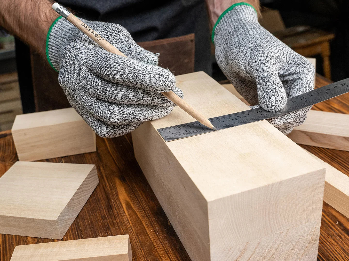 BEAVERCRAFT® BW1 Large – Stór útskurðarviður úr Basswood