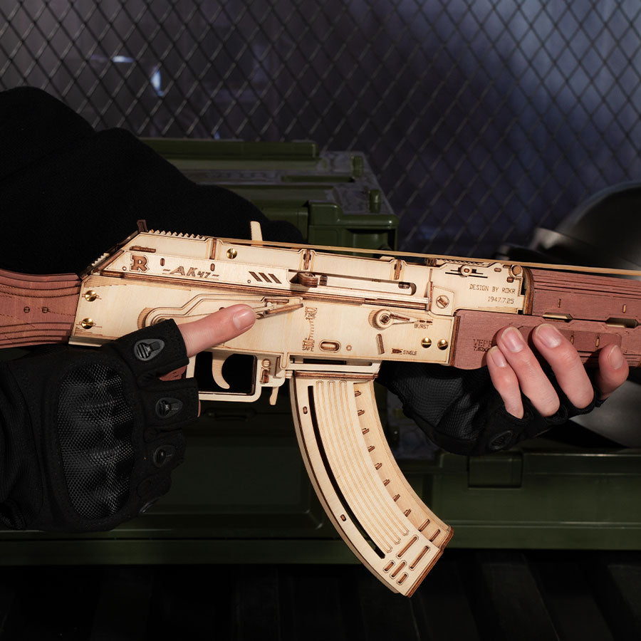 ROLIFE® Þrívíddar viðarpúsl - AK-47 (teygjubyssa)