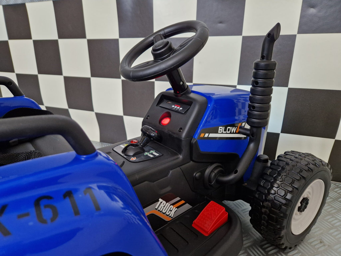 Rafmagnstraktór Fyrir Krakka (með vagn)