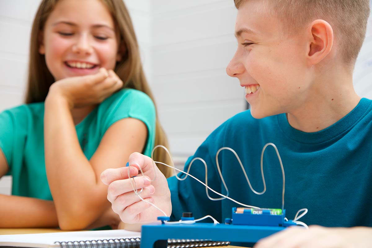 4M® KidzLabs - Buzz Wire Making Kit