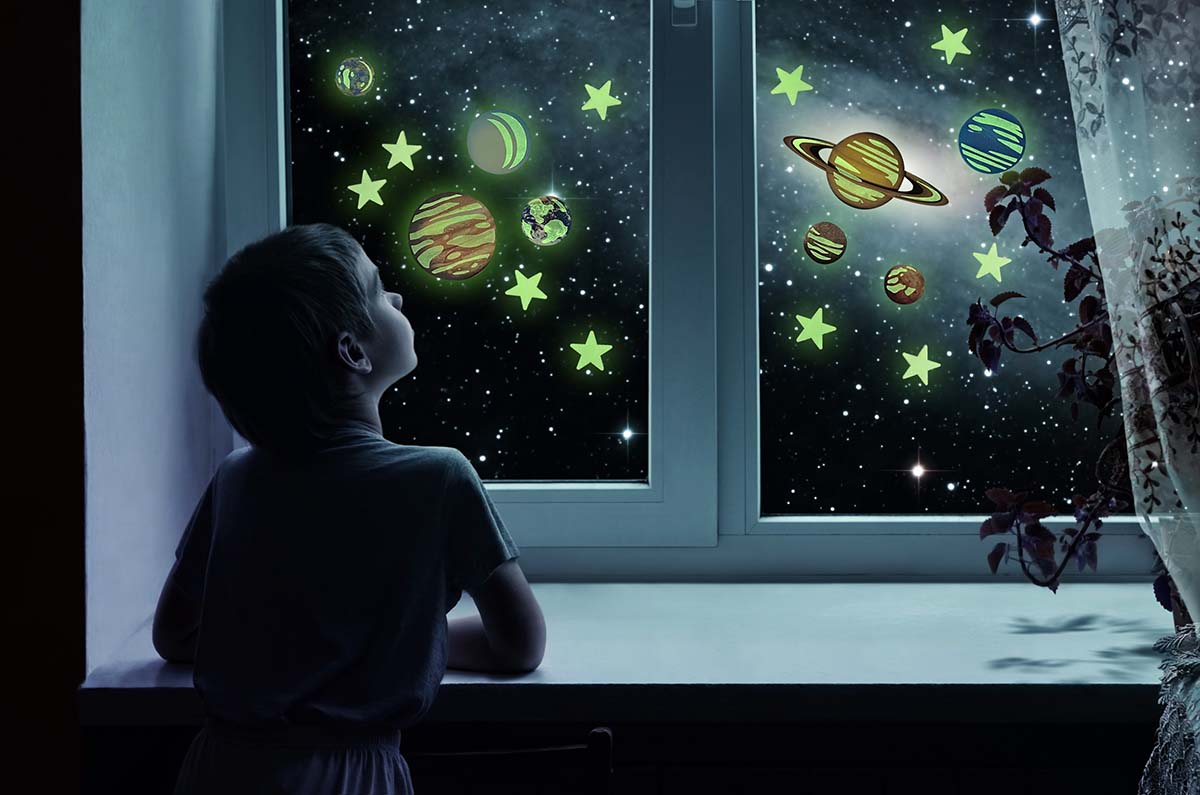 4M® -  Glow Planets & Super Nova