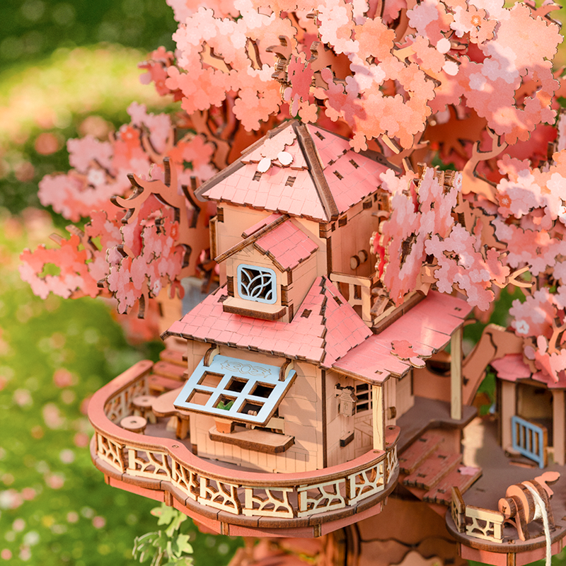 ROLIFE® Þrívíddar viðarpúsl Sakura Tree House