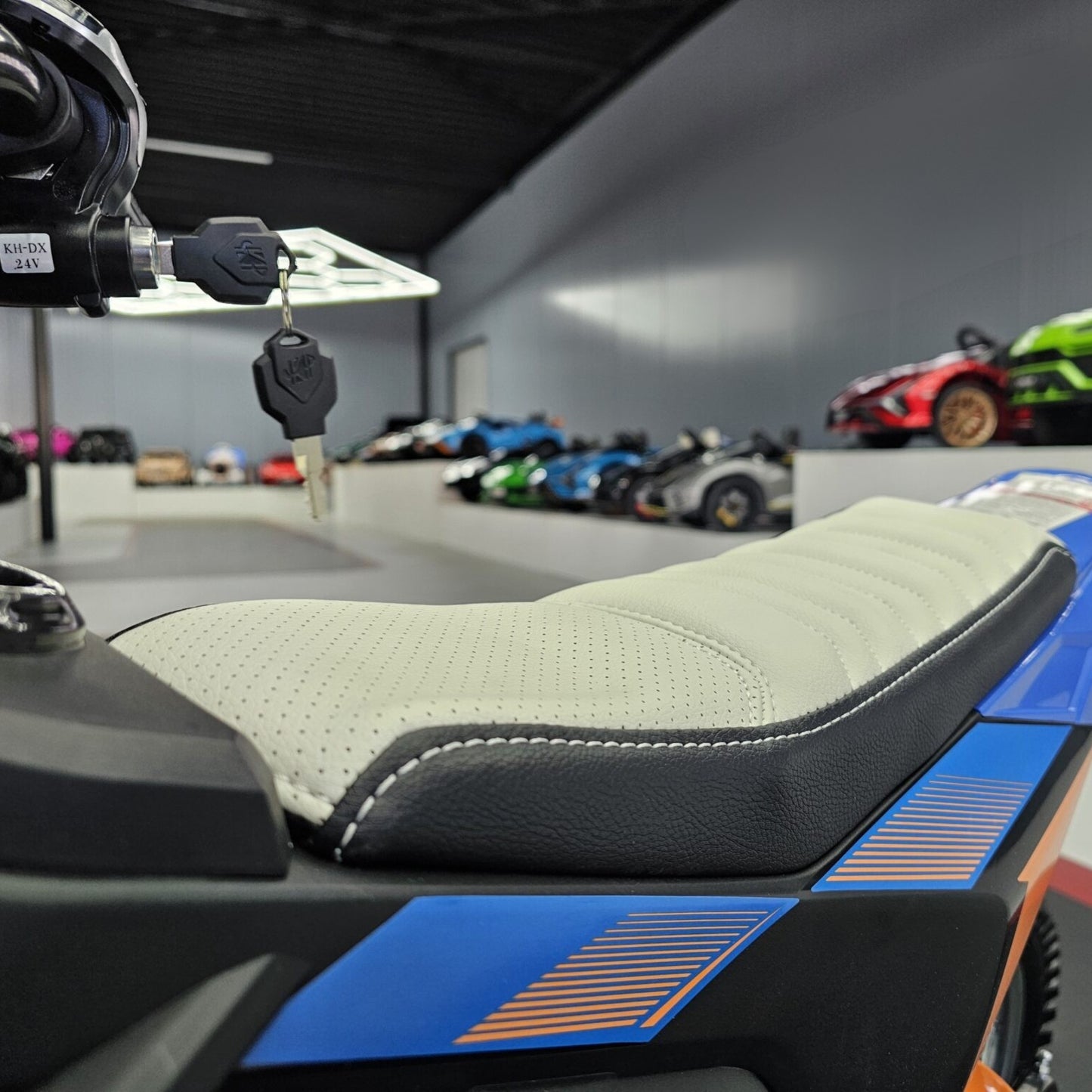 Rafmagnsmótorhjól Fyrir Krakka