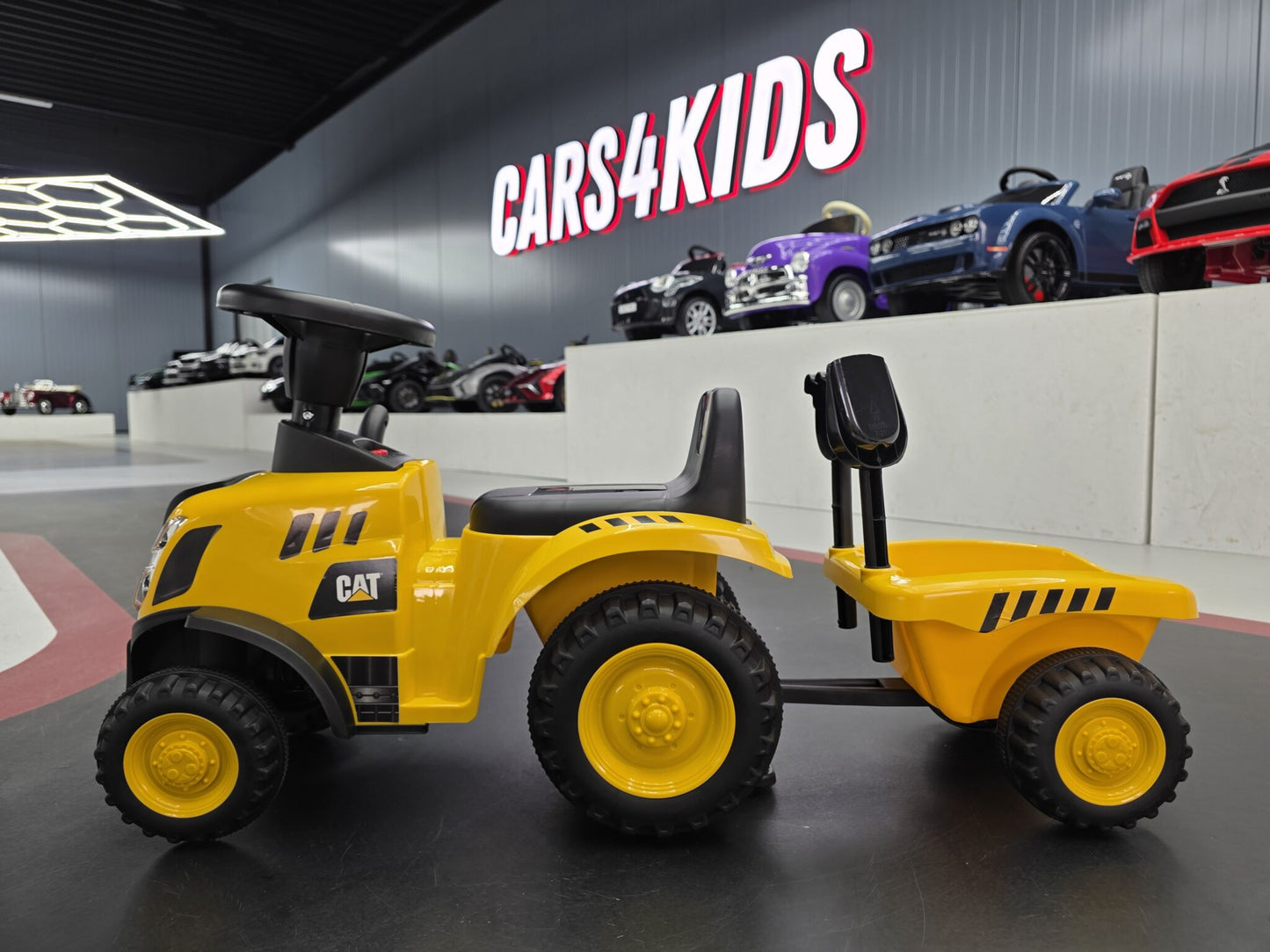 Caterpillar® Sparktraktór með vagn