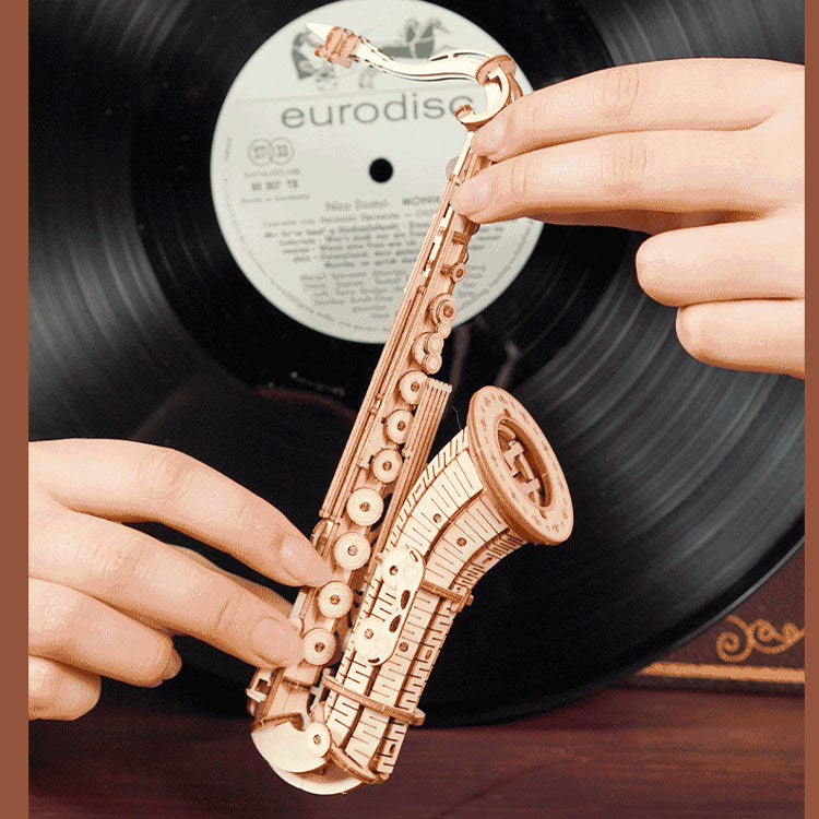 ROLIFE® Þrívíddar viðarpúsl - Saxophone