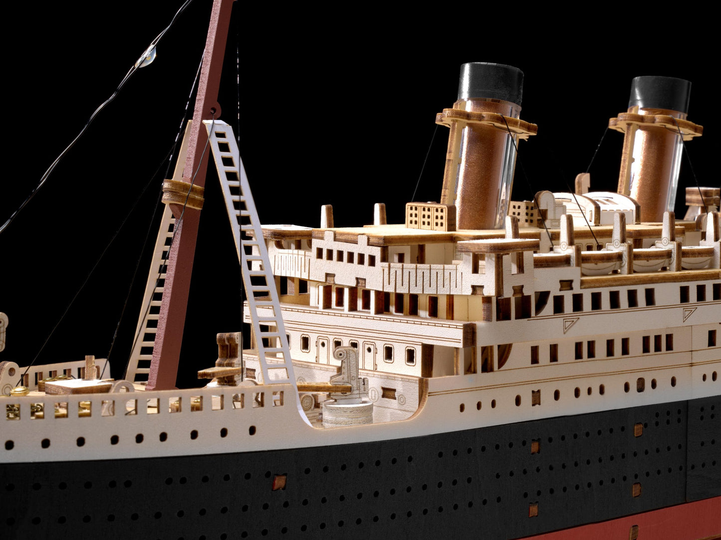 ROLIFE® Þrívíddar viðarpúsl - Skip - 1912 ·Eternal Atlantic Voyager