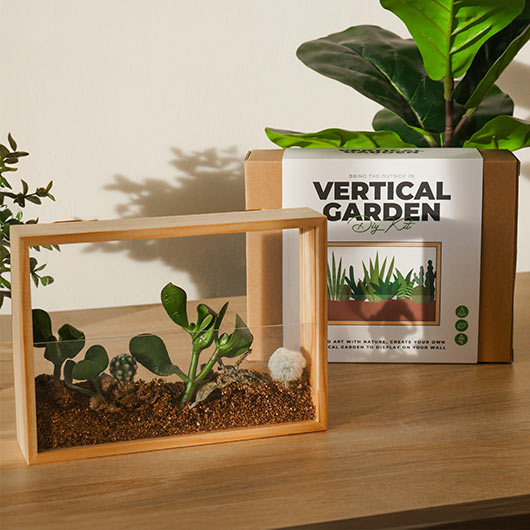 Gift Republic® Lifestyle – Vertical Garden Kit